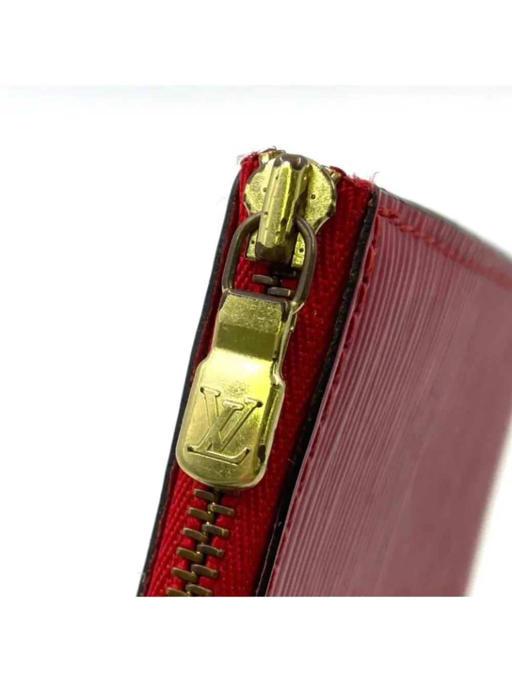 Louis Vuitton Pochette Epi Castilian Red Leather Handbag Gold - Picture 9 of 15